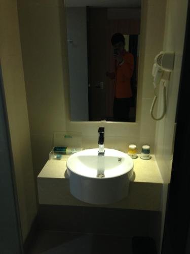 city comfort inn yongzhou jinshui bay