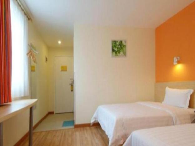 7days inn guangan south bus station center