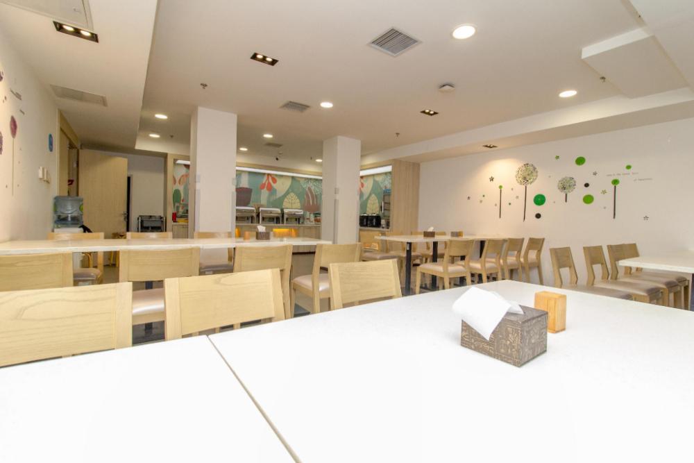 hanting hotel dalian sports center