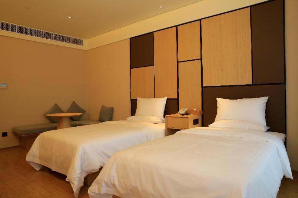 ji hotel zhenjiang railway station