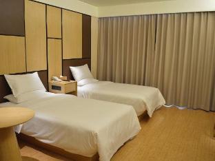 ji hotel zhenjiang railway station