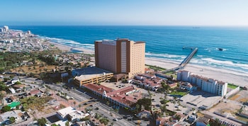 rosarito beach hotel