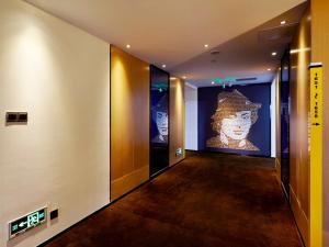 7 days premium nanjing xinjiekou metro station