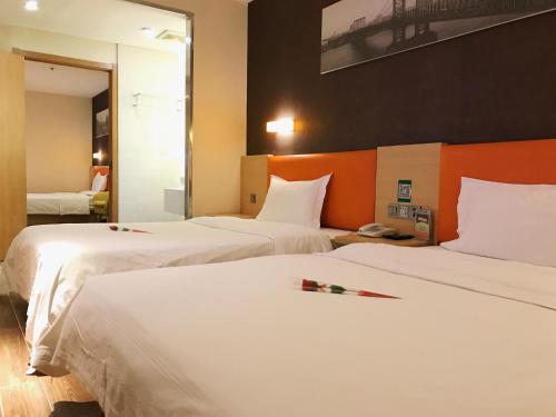 7 days premium nanjing xinjiekou metro station