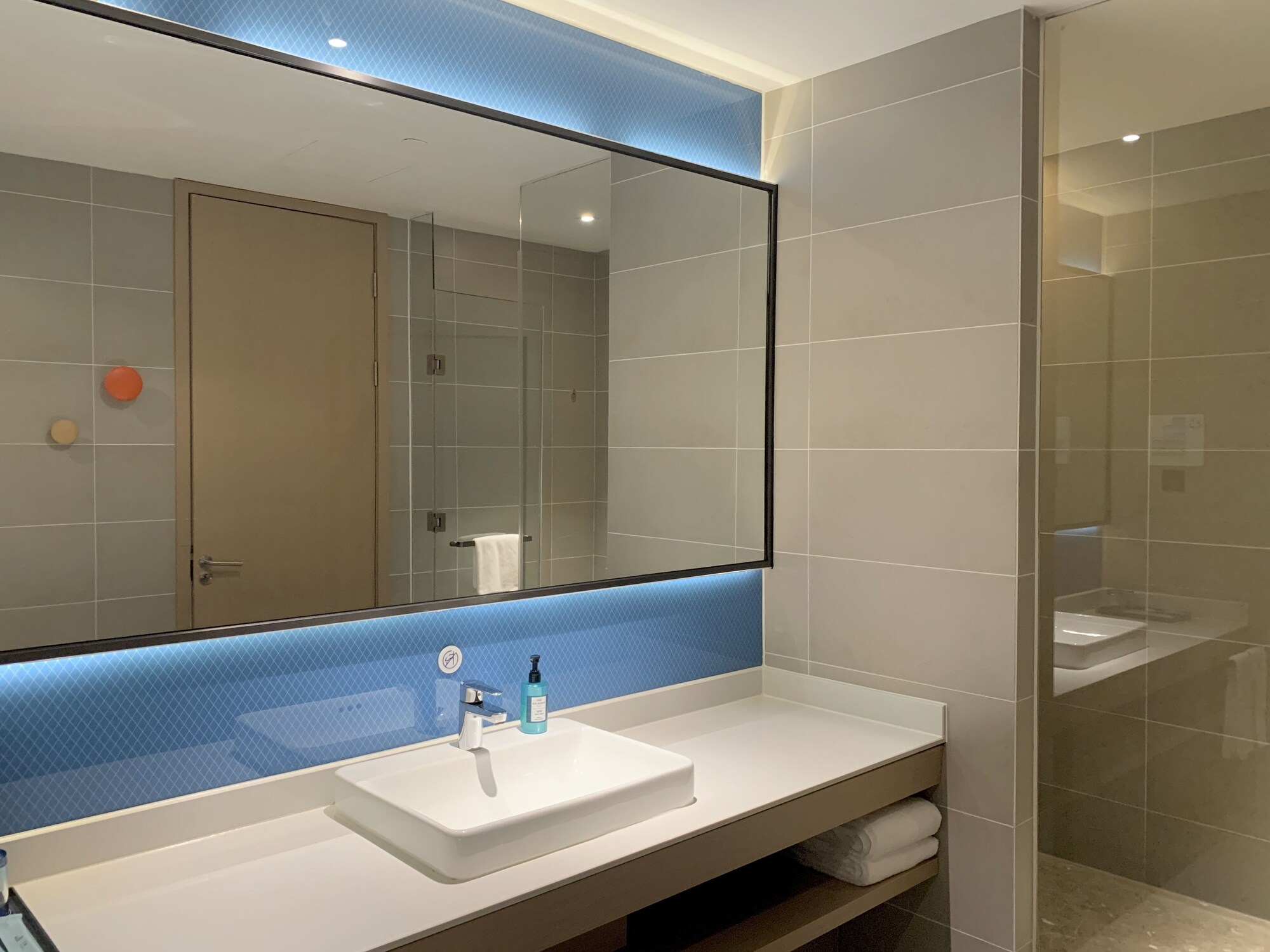 holiday inn express dongguan shatian