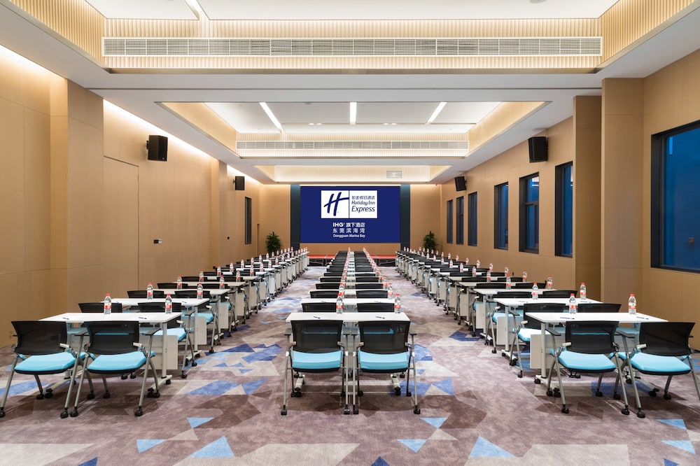 holiday inn express dongguan shatian