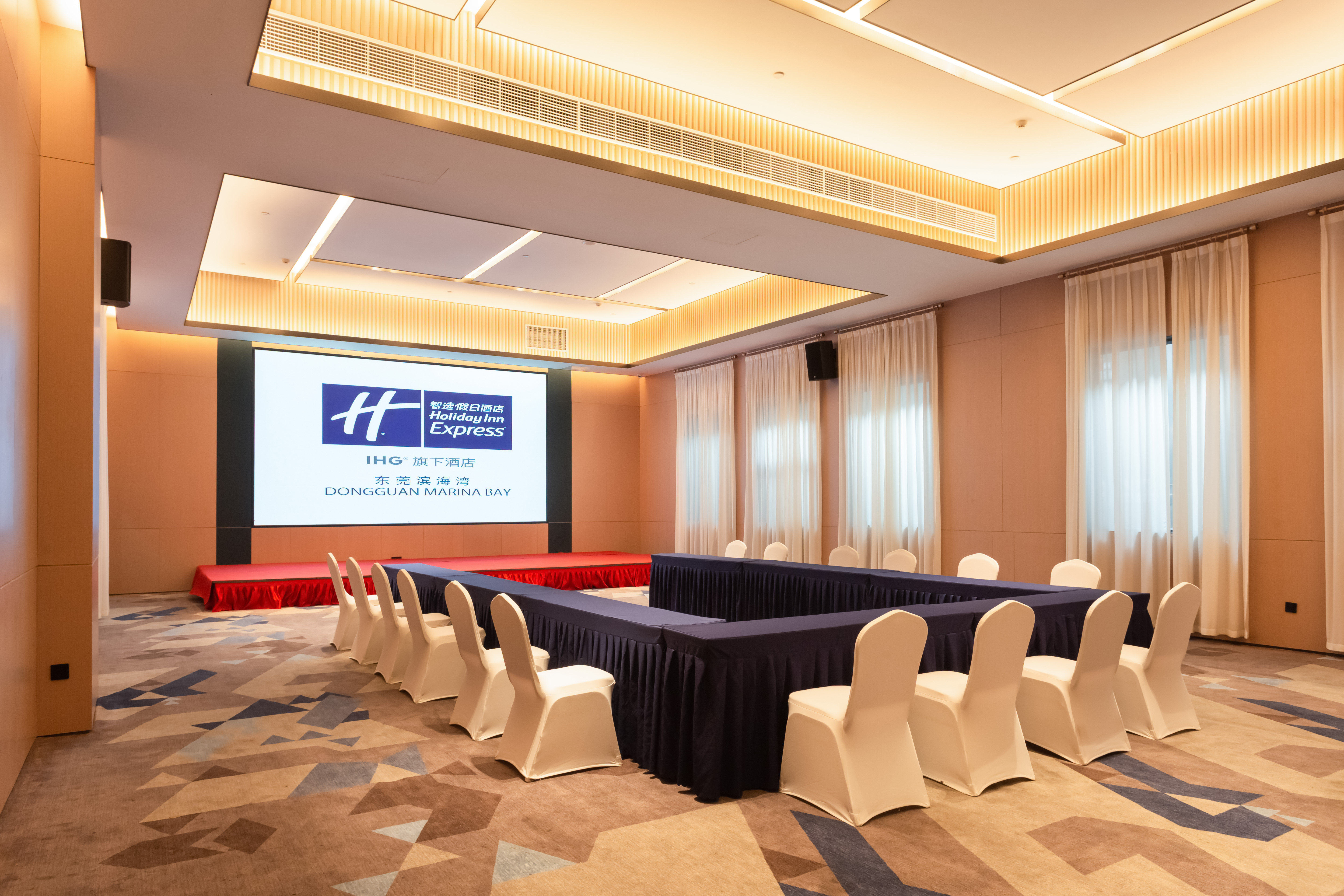 holiday inn express dongguan shatian