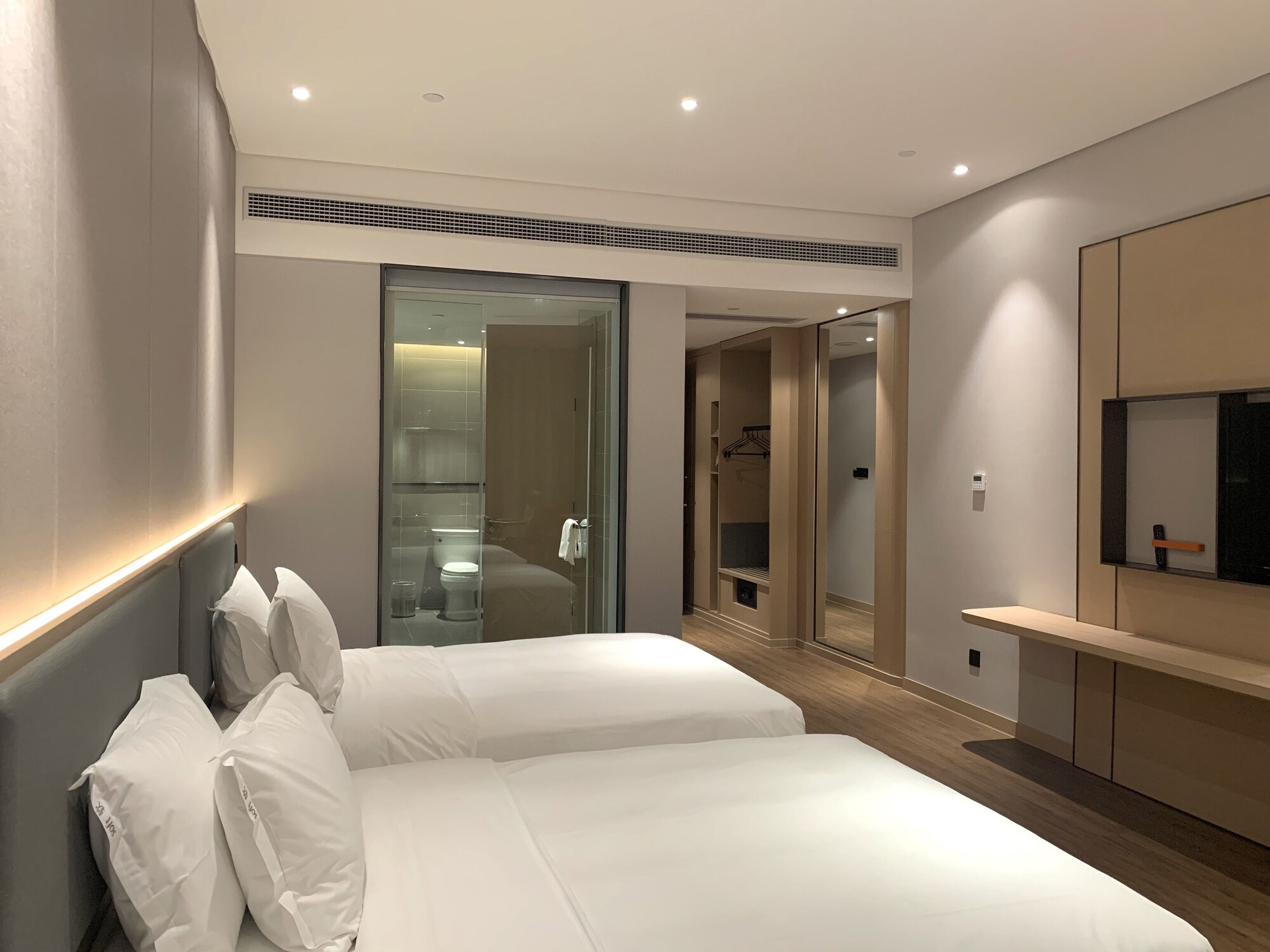 holiday inn express dongguan shatian