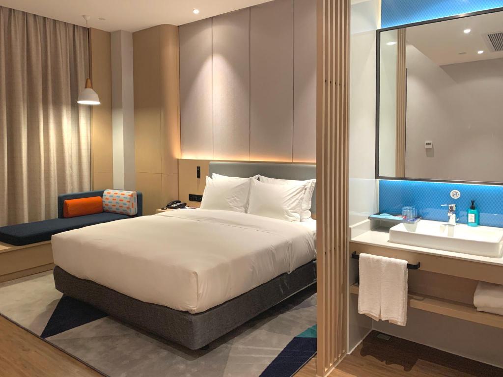 holiday inn express dongguan shatian