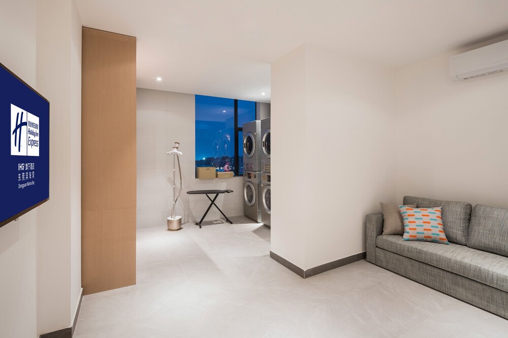 holiday inn express dongguan shatian