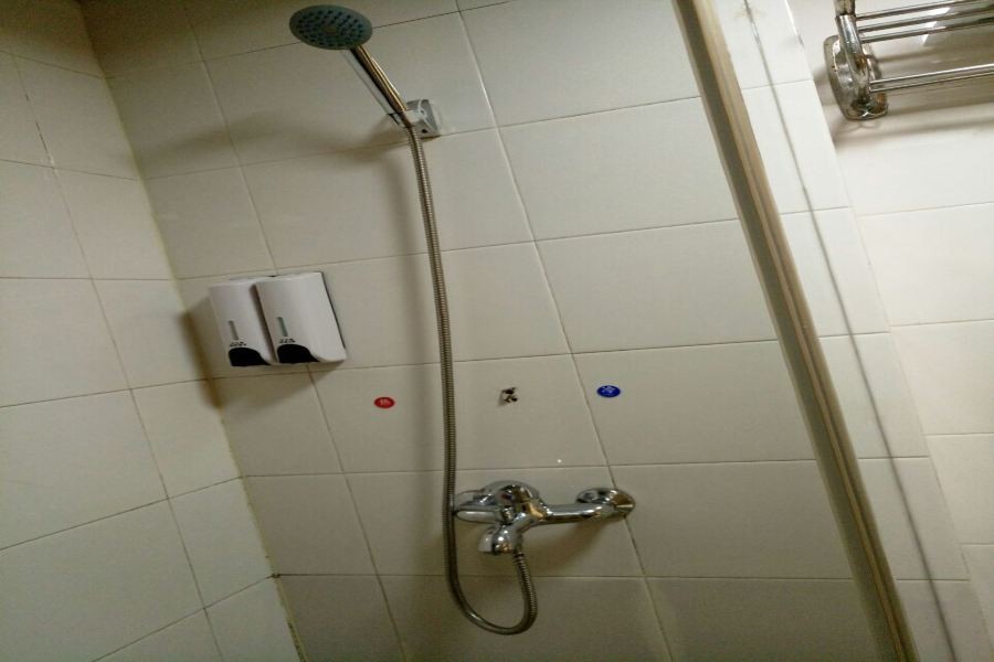 7 days inn shanghai xinzhuang metro station cloud nine plaza