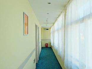 7 days inn shanghai xinzhuang metro station cloud nine plaza