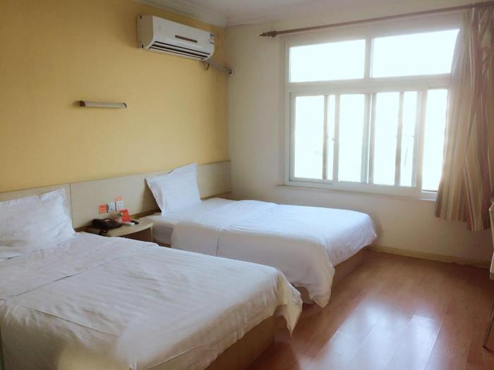 7 days inn shanghai xinzhuang metro station cloud nine plaza