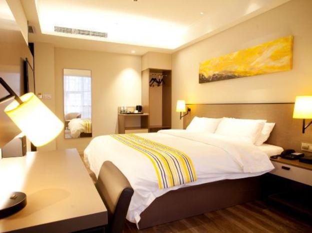 home inn plus nanjing xinjiekou