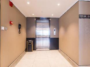 home inn plus nanjing xinjiekou