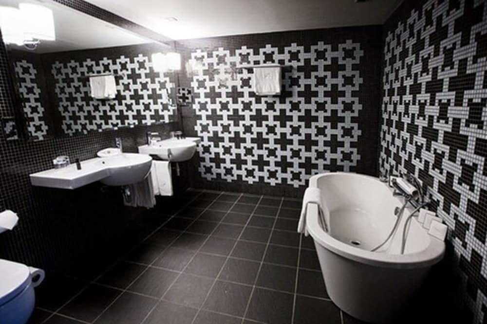 the fitzwilliam hotel belfast