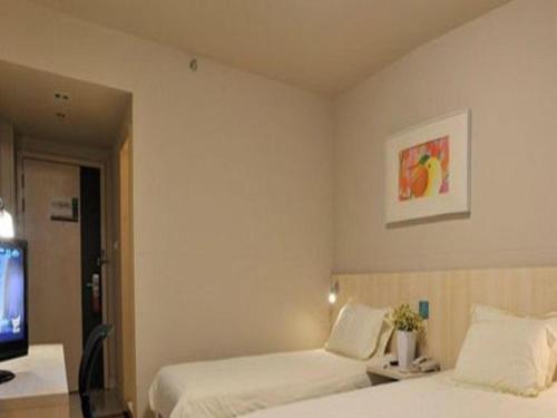 Jinjiang Inn Huhhut South Hulun Buir Road,,2 star