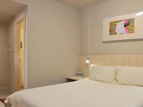 Jinjiang Inn Huhhut South Hulun Buir Road,,2 star