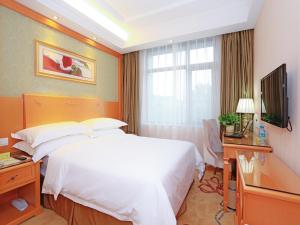 vienna hotel tianjin west station changhong park metro station