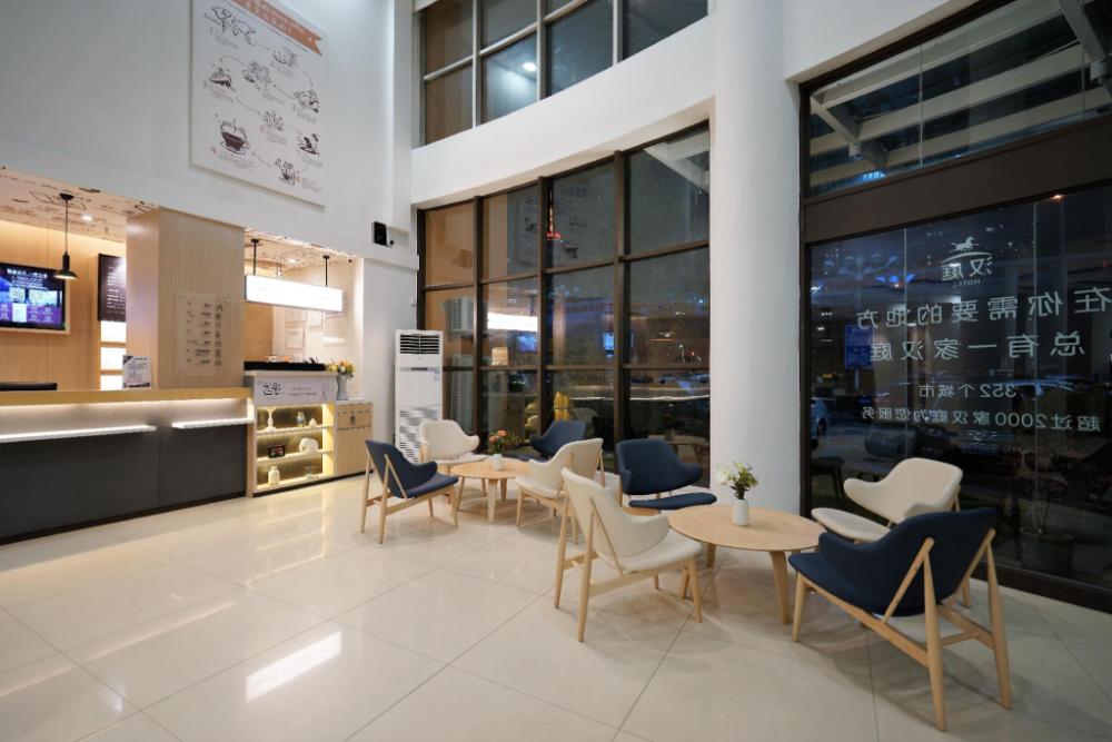 hanting hotel zhengzhou east haihang road