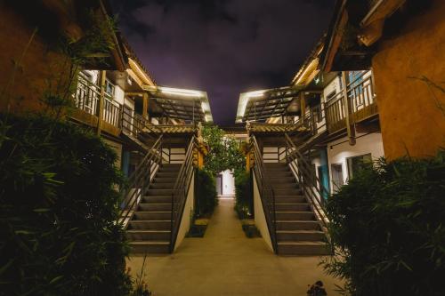 Lijiang Desti Youth Park Hostel,Lijiang City>>Lijiang,2 star