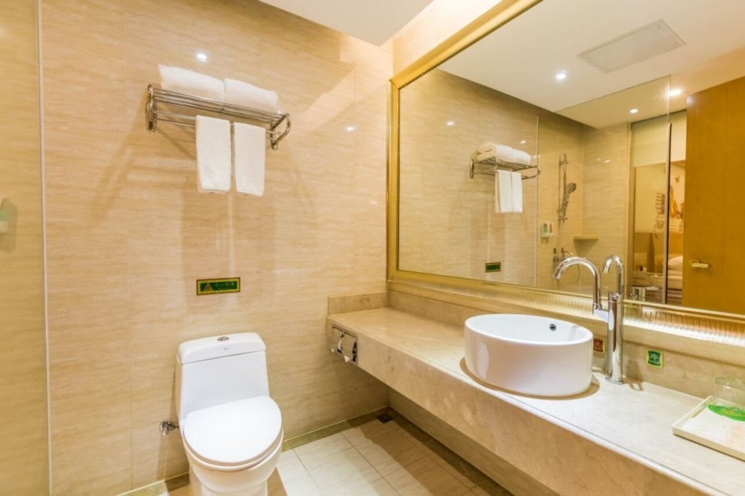 vienna international hotel guangzhou jichang road huangshi