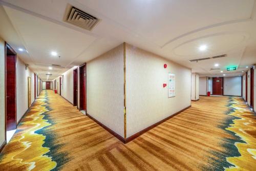 Vienna Hotel Dongguan Houjie Exhibition Center,Guangzhou>>Dongguan,4 star