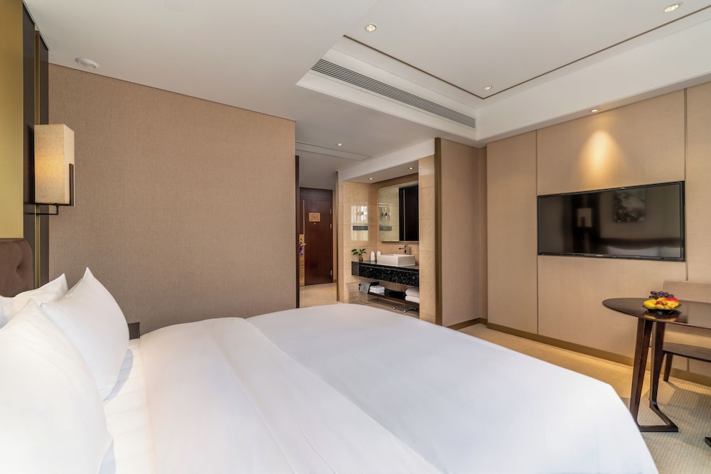 imperial dragon bay purejoy hotel