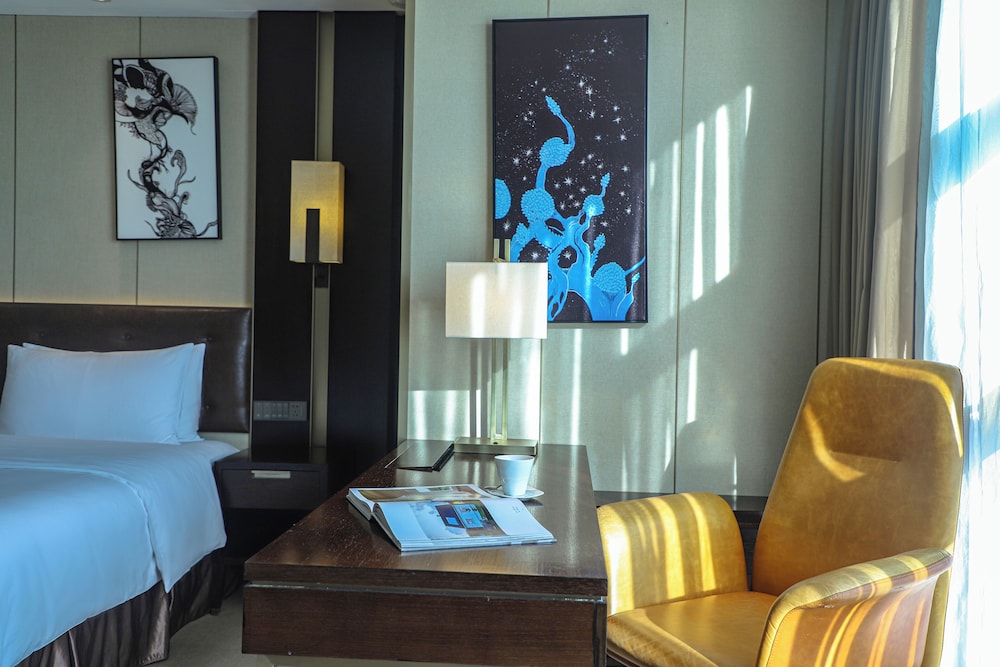 imperial dragon bay purejoy hotel