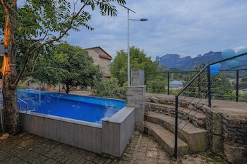 tians resort