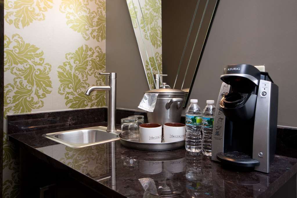 the giacomo ascend hotel collection