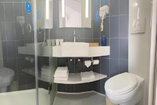 hanting hotel shenyang santaizi metro station