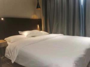 hanting hotel chuzhou dingyuan shopping building