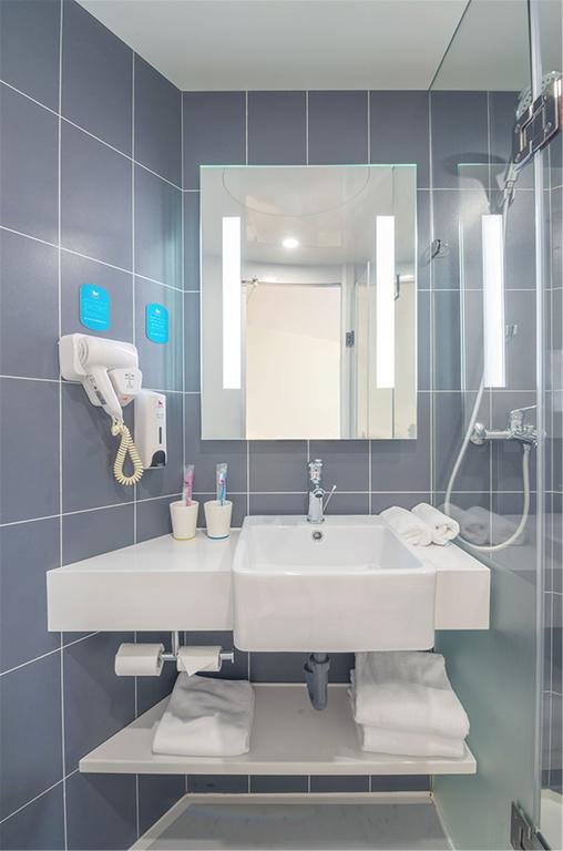 hanting hotel chuzhou dingyuan shopping building