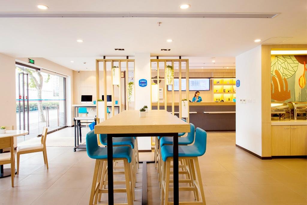 hanting hotel chuzhou dingyuan shopping building