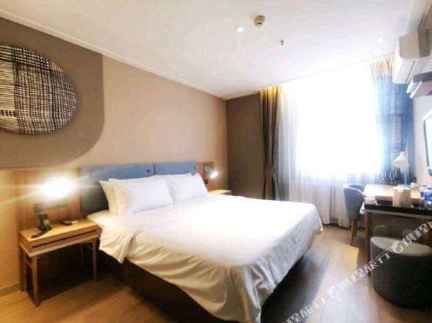 homeinn hotel dalian jinzhou railway station stadium