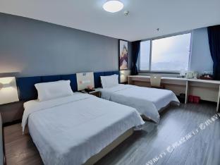 7 days inn xian zhonglou north street metro station