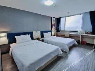 7 days inn xian zhonglou north street metro station