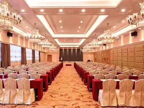 vienna hotel zhongshan xiaolan daxin branch