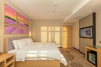 lavande hotel wuhan university of technology