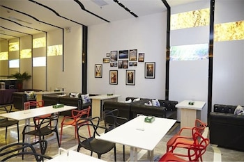 lavande hotel wuhan university of technology