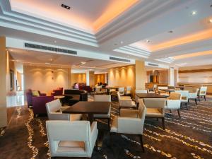 gloria resorts jingdezhen xishan lake