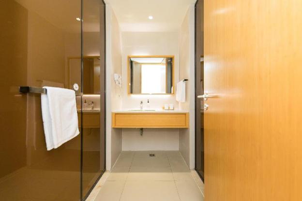 ji hotel shanghai jiaotong university dongchuan road