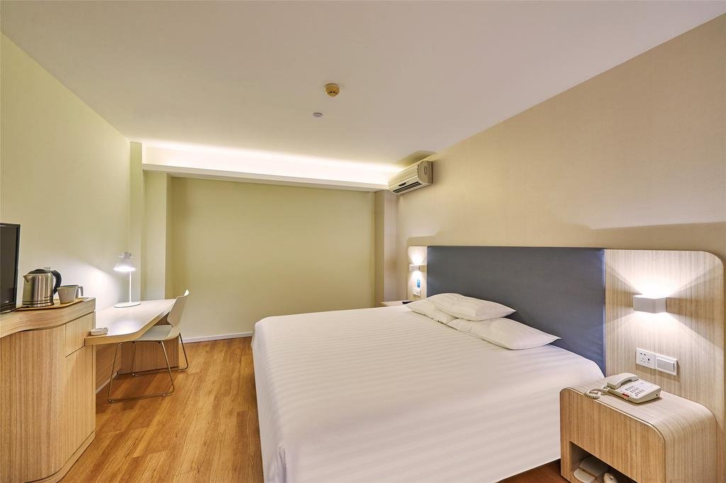 hanting hotel mingguang runxi city square
