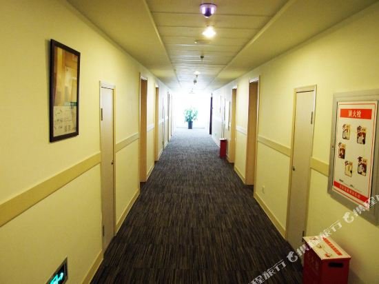 Jinjiang Inn Langfang Wanda Plaza,,2 star