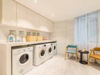 atour hotel suzhou wujiang