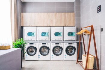 atour hotel suzhou wujiang