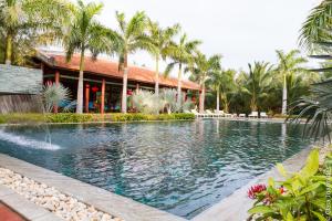 full moon village