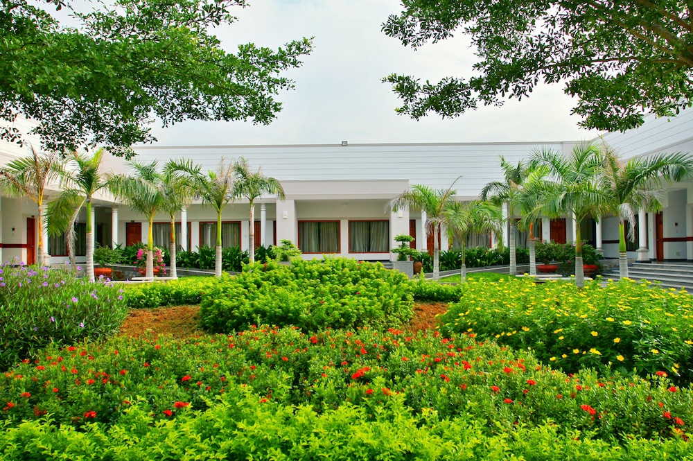 dat lanh resort