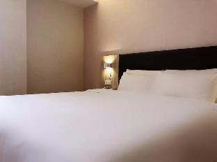 hanting hotel shanghai university of finance and economics jipu road